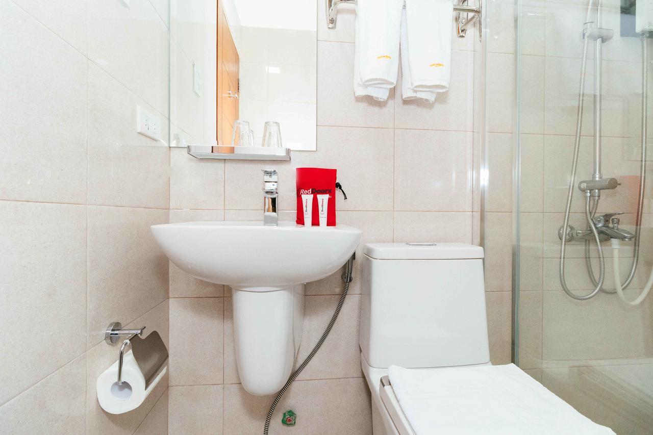 Reddoorz Premium @ Sampaloc Makati Ξενοδοχείο Μακάτι Εξωτερικό φωτογραφία