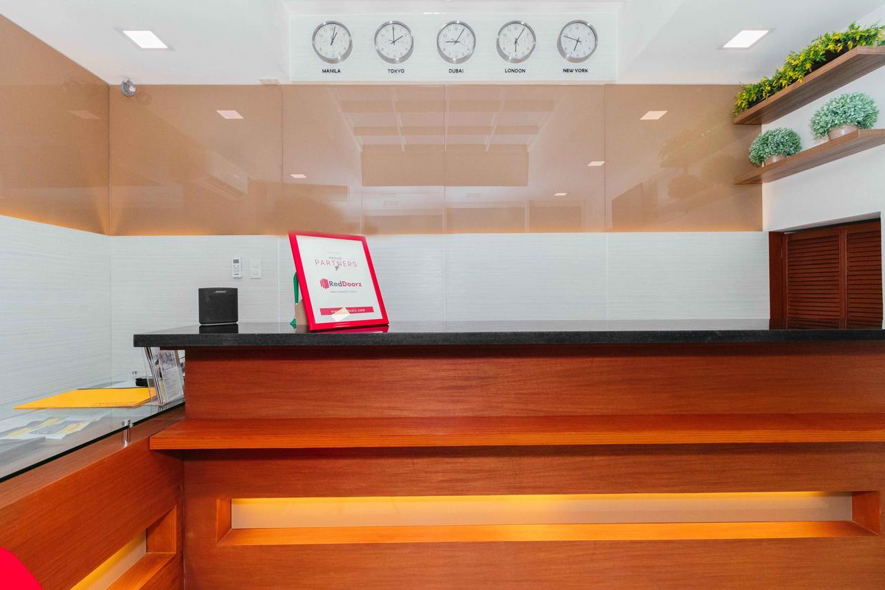 Reddoorz Premium @ Sampaloc Makati Ξενοδοχείο Μακάτι Εξωτερικό φωτογραφία