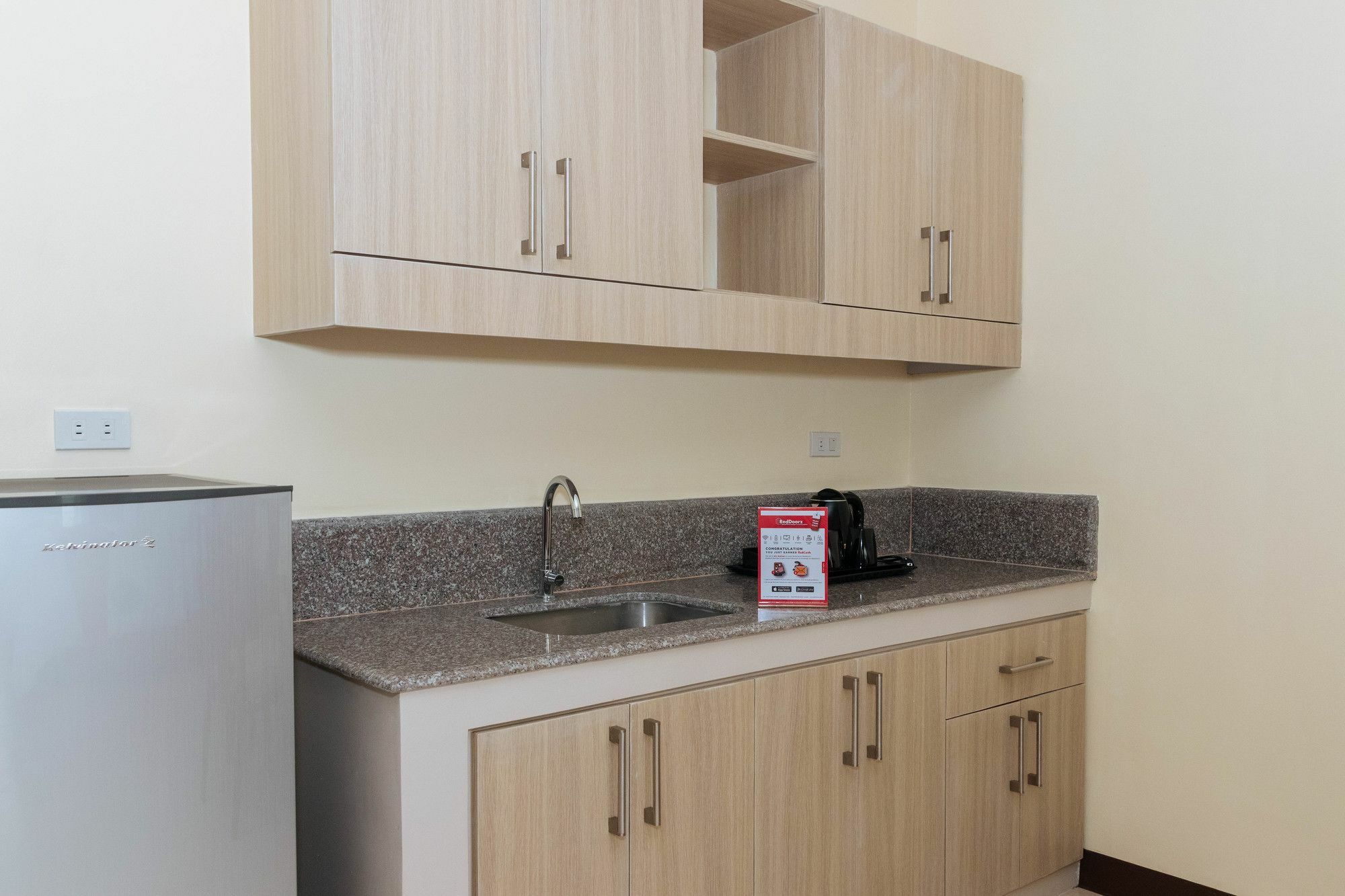 Reddoorz Premium @ Sampaloc Makati Ξενοδοχείο Μακάτι Εξωτερικό φωτογραφία