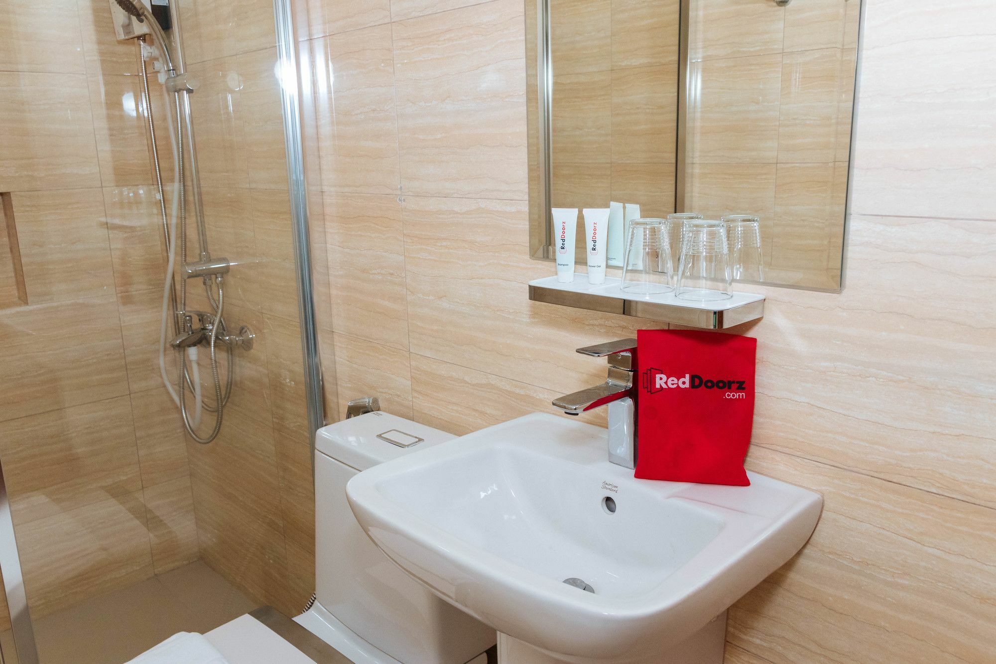 Reddoorz Premium @ Sampaloc Makati Ξενοδοχείο Μακάτι Εξωτερικό φωτογραφία